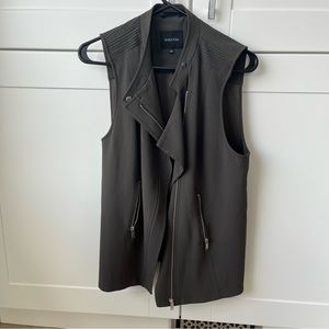 Aritzia Babaton Motorcycle style Vest - Green (4)